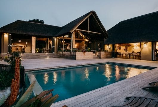 Main Lodge & Pool, Bukela Game Lodge