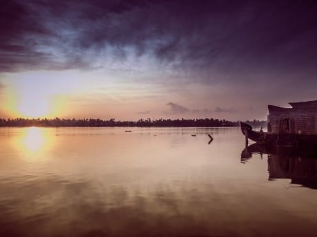 Sonnenaufgang in den Backwaters