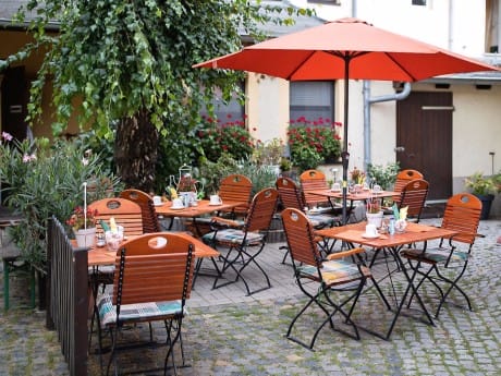 Hotel Pension zum Markt Terrasse