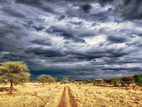 Dramatischer Himmel über Namibia
