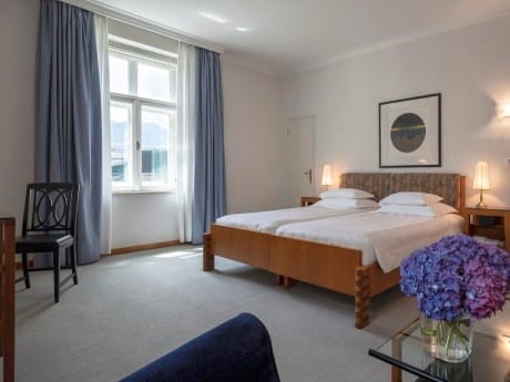 Parkhotel Laurin, Zimmerbeispiel