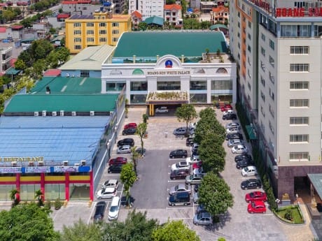 Hoang Son Peace Hotel Außen