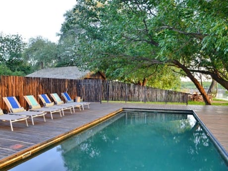 Chundu Island Lodge Pool