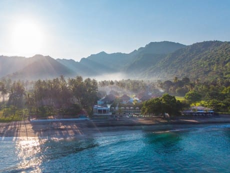 Außenansicht des Living Asia Resort