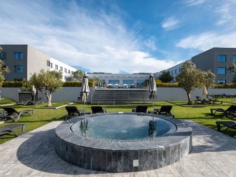 Exterior, Vila Gale Evora