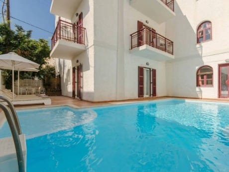 greiechenland-naxos-hotel aeolis-pool
