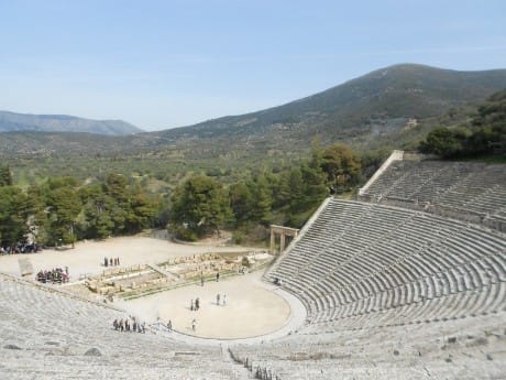 griecheland-epidaurus-theater