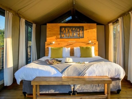  Ndhula Tented Lodge Zimmer