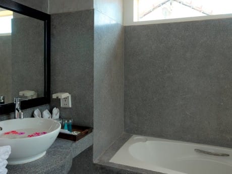 Badezimmerbeispiel im Amber Hotel