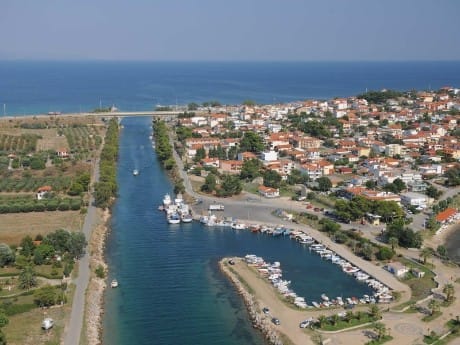 griechenland-chalkidiki-potidea-kanal
