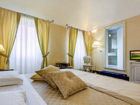 Zimmer- Hotel La Locanda