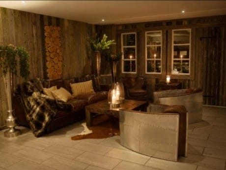 Hotel_Laponia_Sitzecke im Barbereich