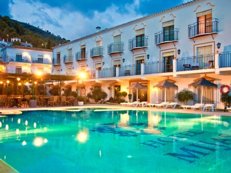 Der Pool des Hotel TRH Mijas