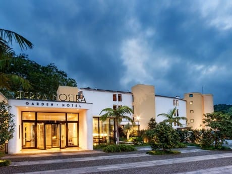 Das Terra Nostra Garden Hotel von vorne
