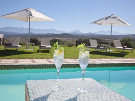 Der Pool im Surval Boutique Hotel