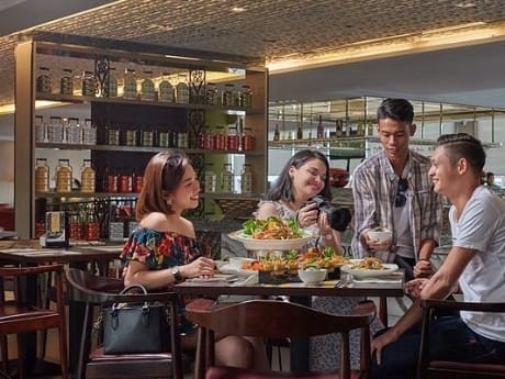 Restaurant im Estadia Hotel