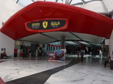 vae-abu dhabi-ferrari world